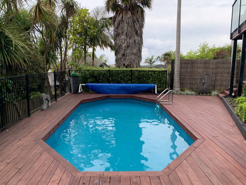 Pool Taupo