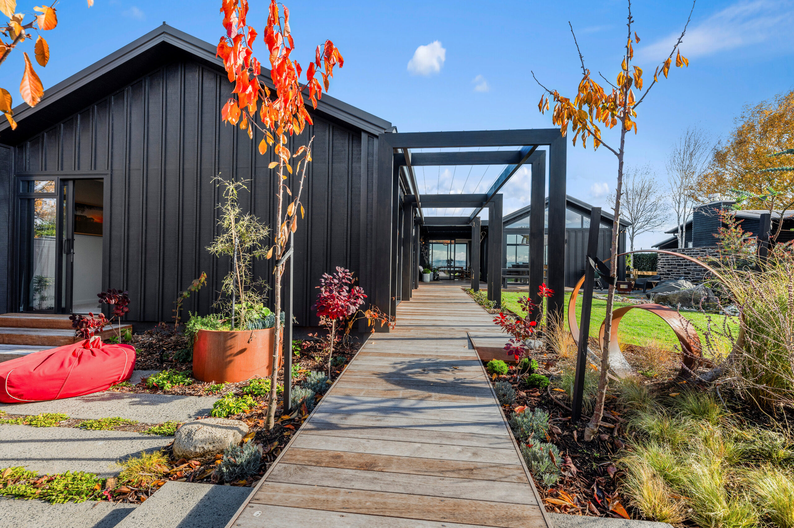Broad walk and breezeway on this award winning new home in Taupo constructed by Built Spaces
